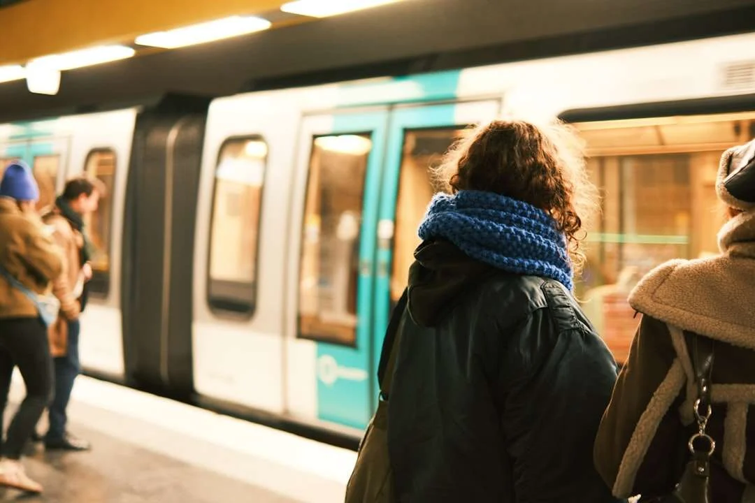 Passengers on a metro station platform - Re-Identification people flow tracking in public transportation